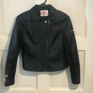 ✨NWOT✨Justice girls black jacket
